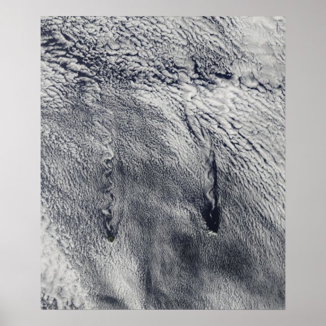 Póster Clouds over the Juan Fernandez Islands (Frente)