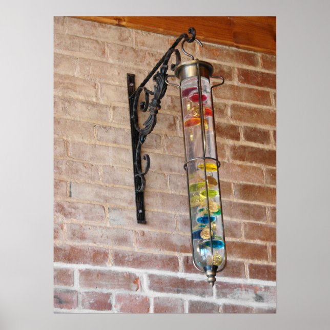 Póster Colores En Una Pared De Ladrillo (Frente)