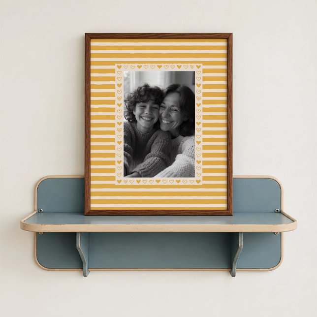 Póster con borde de corazón amarillo - Regalo pers (Yellow Heart Border Poster - close-up view (frame/decor not included)
)
