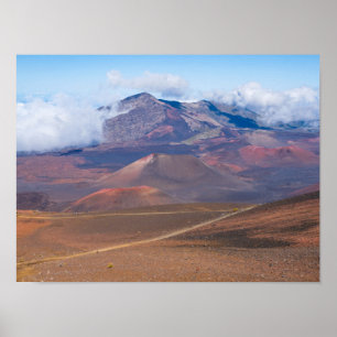 Póster conos de cenizas y montañas del cráter de haleakal