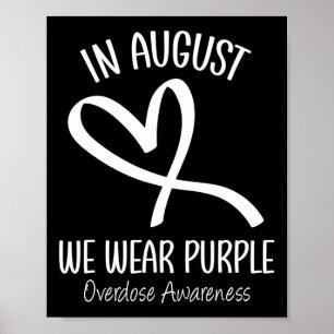Póster Corazón En Agosto Usamos Conciencia Sobre La Sobre