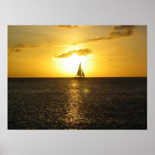 Póster Costa oeste de Aruba Sunset Sailboat en Horizonte