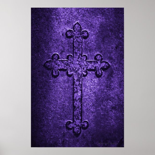 Póster Cruz gótica de piedra tallada en morado (Frente)