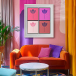 Póster Cuarteto de Pop Art Lotus<br><div class="desc">Este diseño audaz y moderno muestra cuatro flores de loto vibrantes, cada una bañada en ricos tonos rosa, magenta y rojo. La silueta minimalista del loto, contrastada con los bloques de color enérgicos, aporta un toque contemporáneo al símbolo atemporal de la belleza y el despertar espiritual. Ya sea que quiera...</div>