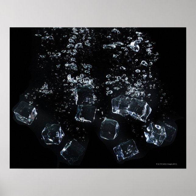 Póster Cubos de hielo salpicando agua (Frente)
