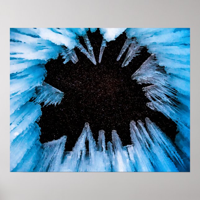 Póster Cueva de hielo // Estelar Hermoso Icículo Azul Cri (Frente)