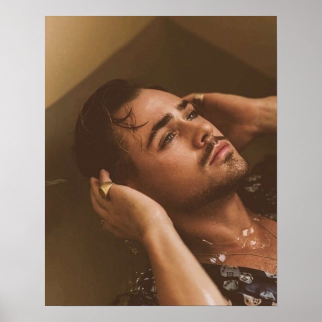 Póster Dacre Montgomery (Frente)