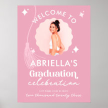 Póster de bienvenida de graduación rosa moderno y 