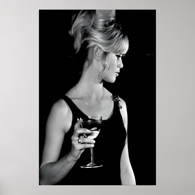Póster de Brigitte Bardot, Mujer bebiendo vino (Frente)