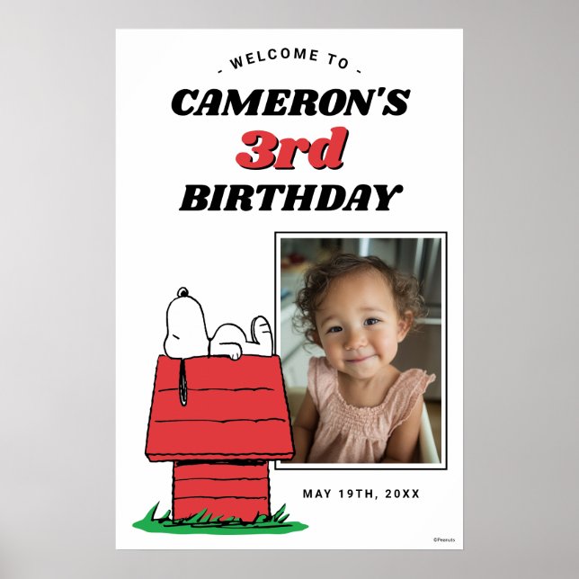 Póster de cumpleaños de la casa de perro de Snoopy (Frente)