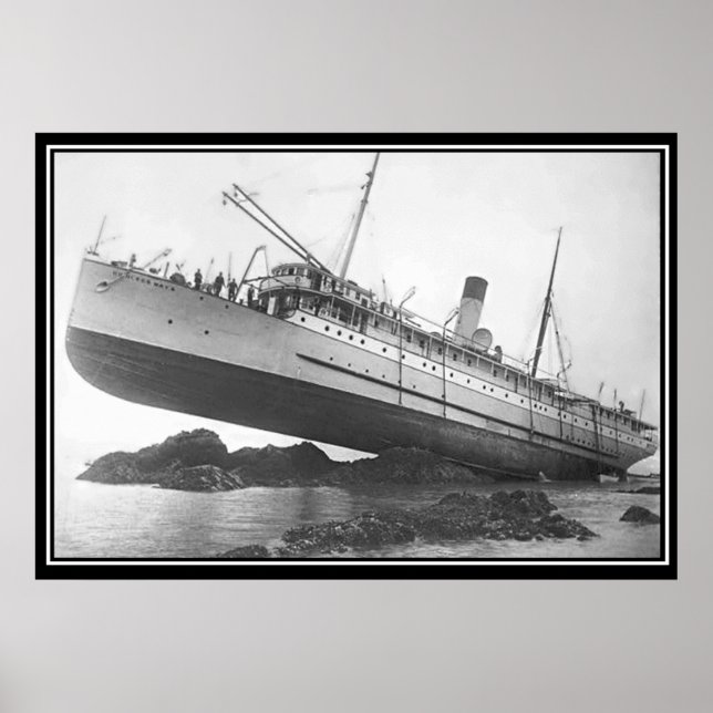 Póster de foto antigua de barco varado (Frente)