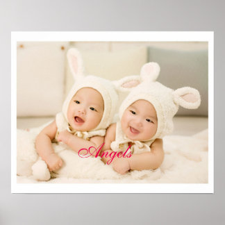 Póster de hermanas gemelas bebés lindos ángeles