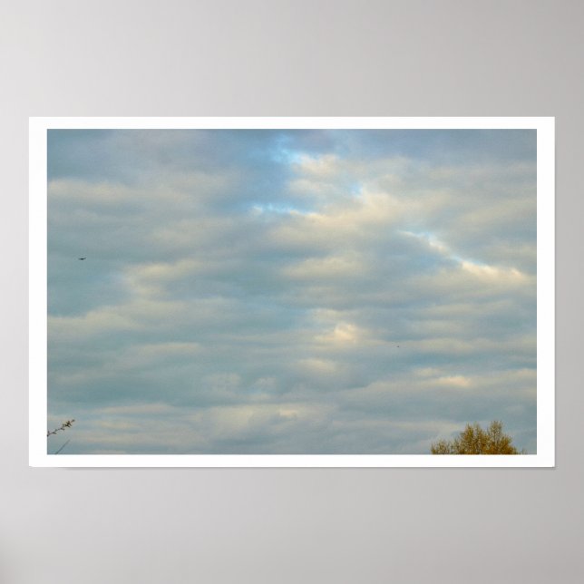 Póster de luz solar asomando a través de las nubes (Frente)