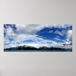 Póster de panorama del cielo, montañas y océano de