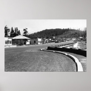 Póster Depoe Bay, Oregon Town View Along Seawall