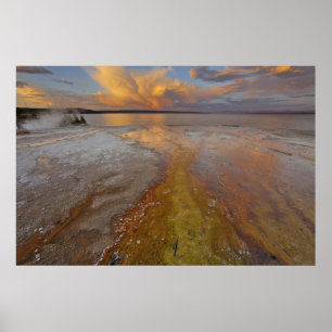 Póster Depósitos minerales coloridos emitidos por Black P