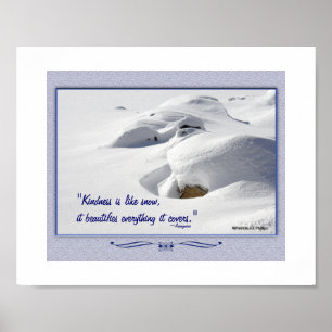 Póster Derivas de nieve sobre rocas con cita inspiradora
