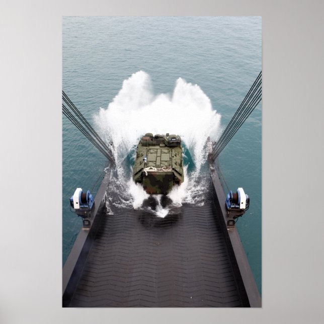 Póster Desembarco de vehículos de asalto anfibios del USN (Frente)