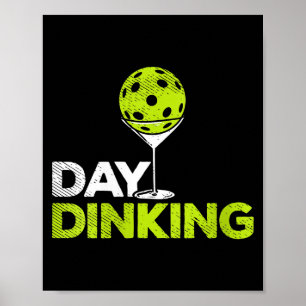 Póster Día de la mujer bebiendo pickleball divertido pick