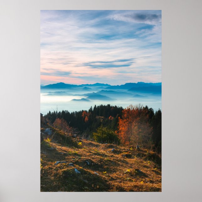 Póster Día de otoño dorado sobre las nubes (Frente)