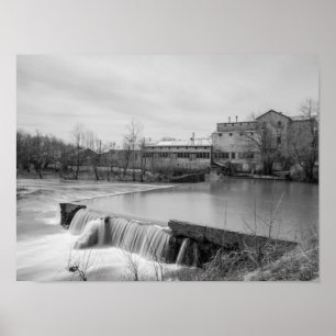 Póster Día de primavera en Ozark Mill en escala de grises