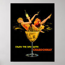 Disfruta el día con Chardonnay.Chica en vidrio.Neg