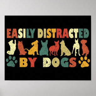 Póster Distrado Fácilmente Por Perros