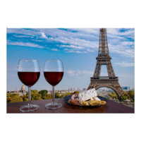 Dos copas de vino en un café en París