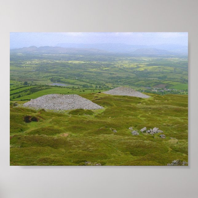 Póster Dos De Las Tumbas De Carrowkeel (Frente)