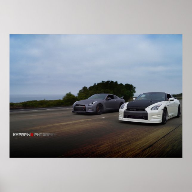 Póster "Dual" 2 Nissan R35 sobre PCH (Frente)