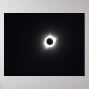 Póster Eclipse solar total, cielo oscuro, la corona del