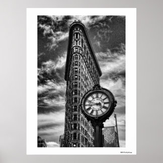 Póster Edificio Flatiron y reloj en blanco y negro