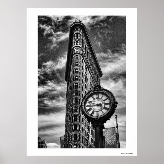 Póster Edificio Flatiron y reloj en blanco y negro (Frente)