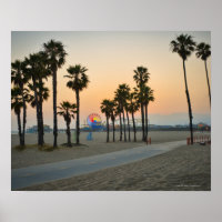 EE.UU., California, Santa Mónica Pier al atardecer
