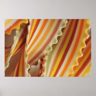 Póster EE. UU. Primer plano de fideos de pasta arcoíris s