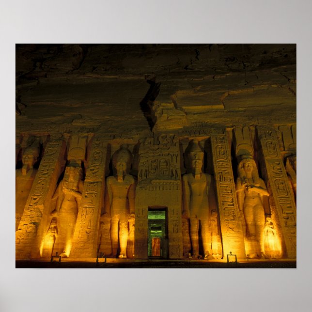 Póster Egipto, Abu Simbel, Fachada iluminada de la pequeñ (Frente)