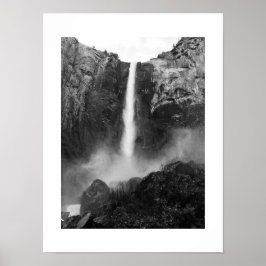 Póster El agua cae en Bridalveil Fotografía en blanco y n