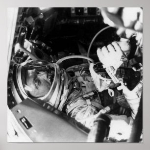 Póster El astronauta John Glenn dentro de la amistad 7