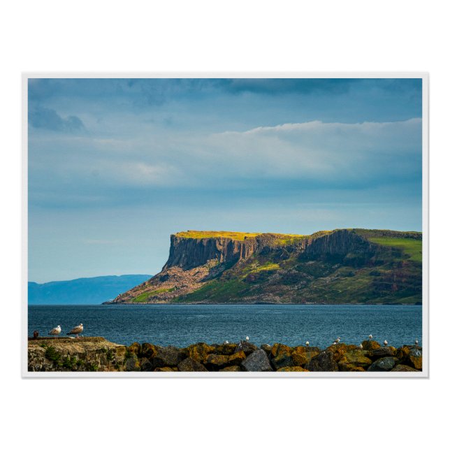 Póster El bastión imponente de Fair Head (Anverso)
