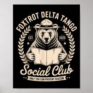 Póster El Club Social de Tango Delta Foxtrot solo se pued