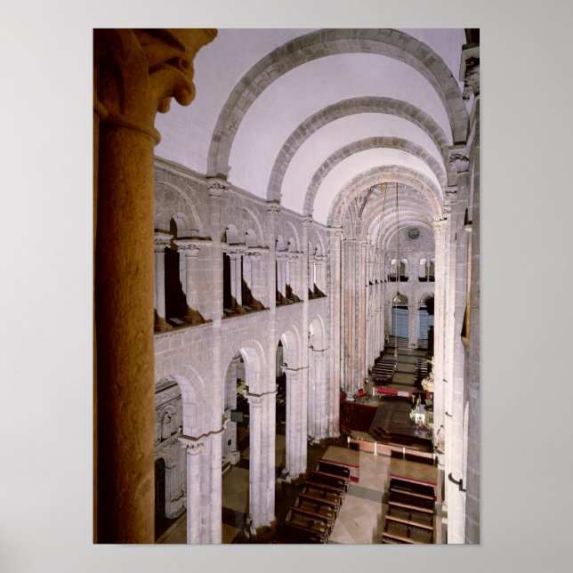 Póster El interior de la catedral comenzó en 1078 (Frente)
