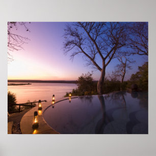 Póster El lodge de The River Club, puesta de sol en el rí