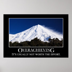 Póster El Overachieving no está generalmente digno del