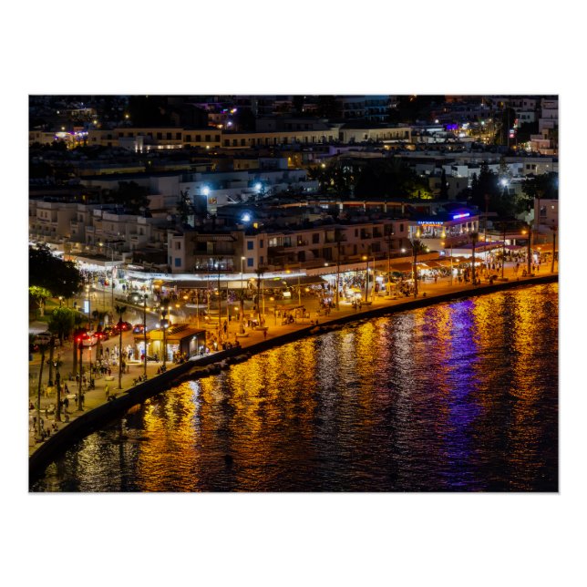 Póster El paseo marítimo de Paphos por la noche con vista (Anverso)