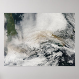 Póster El pico de Sarychev soplando en el mar de Okhotsk