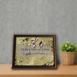 Póster El que no se parece a la sabiduría diciendo poster