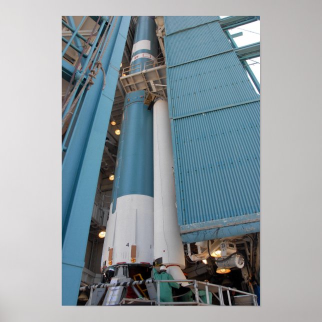 Póster El segundo motor del cohete sólido se mueve a la p (Frente)