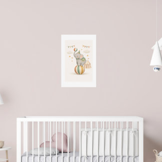 Póster Elefante caprichoso sobre una pelota