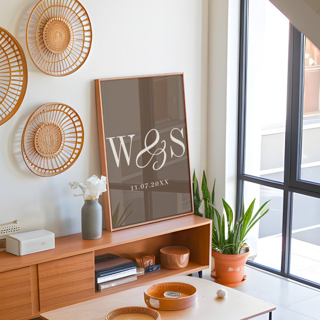 Póster Elegante boda de iniciales de pareja marrón cálida (Subido por el creador)