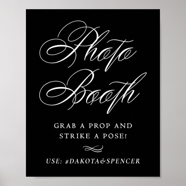 Póster Elegante equipo fotográfico golpea la nariz | Guió (Frente)